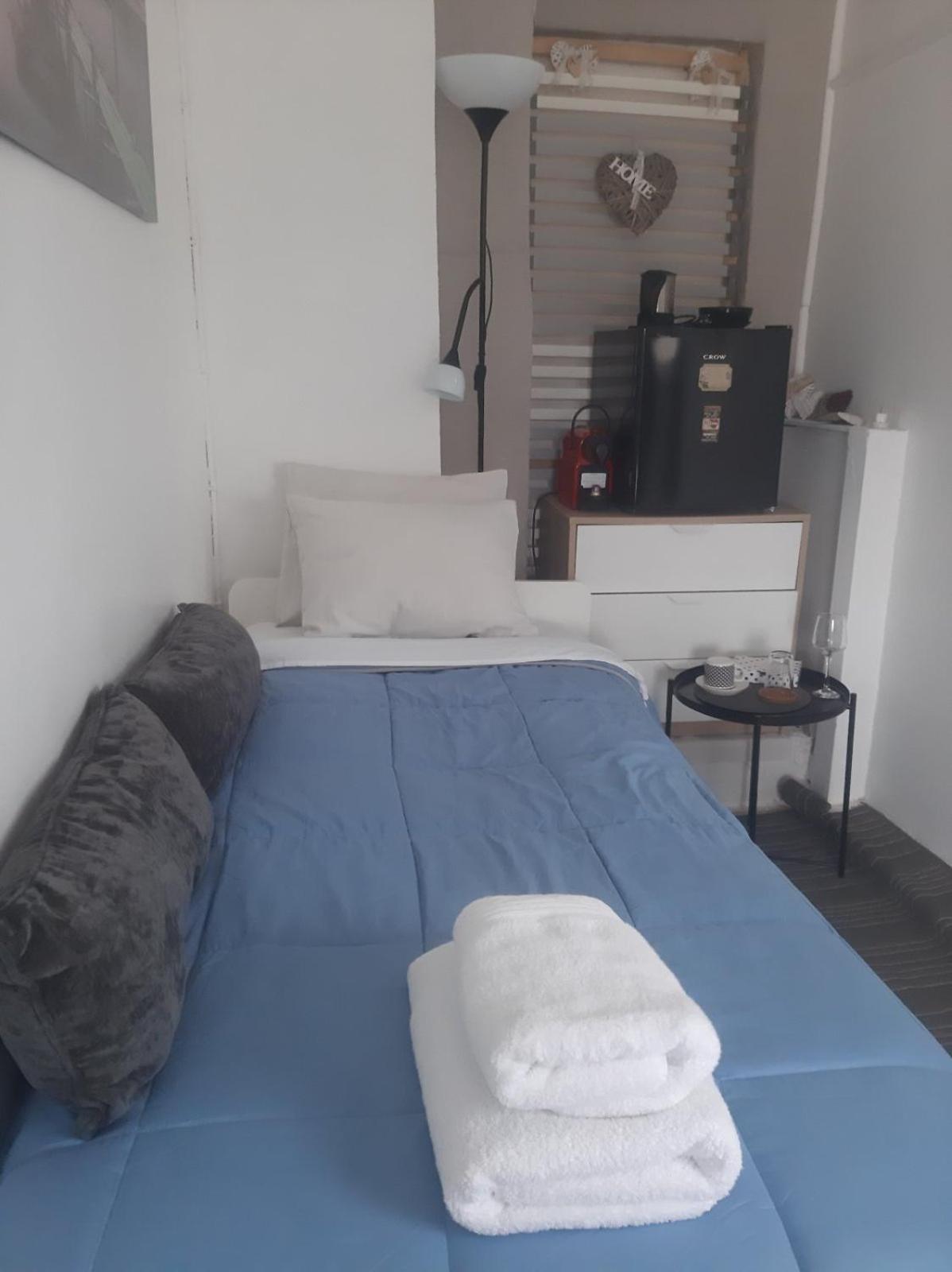 Georgia Apartment Athens Airport Артеміда Екстер'єр фото