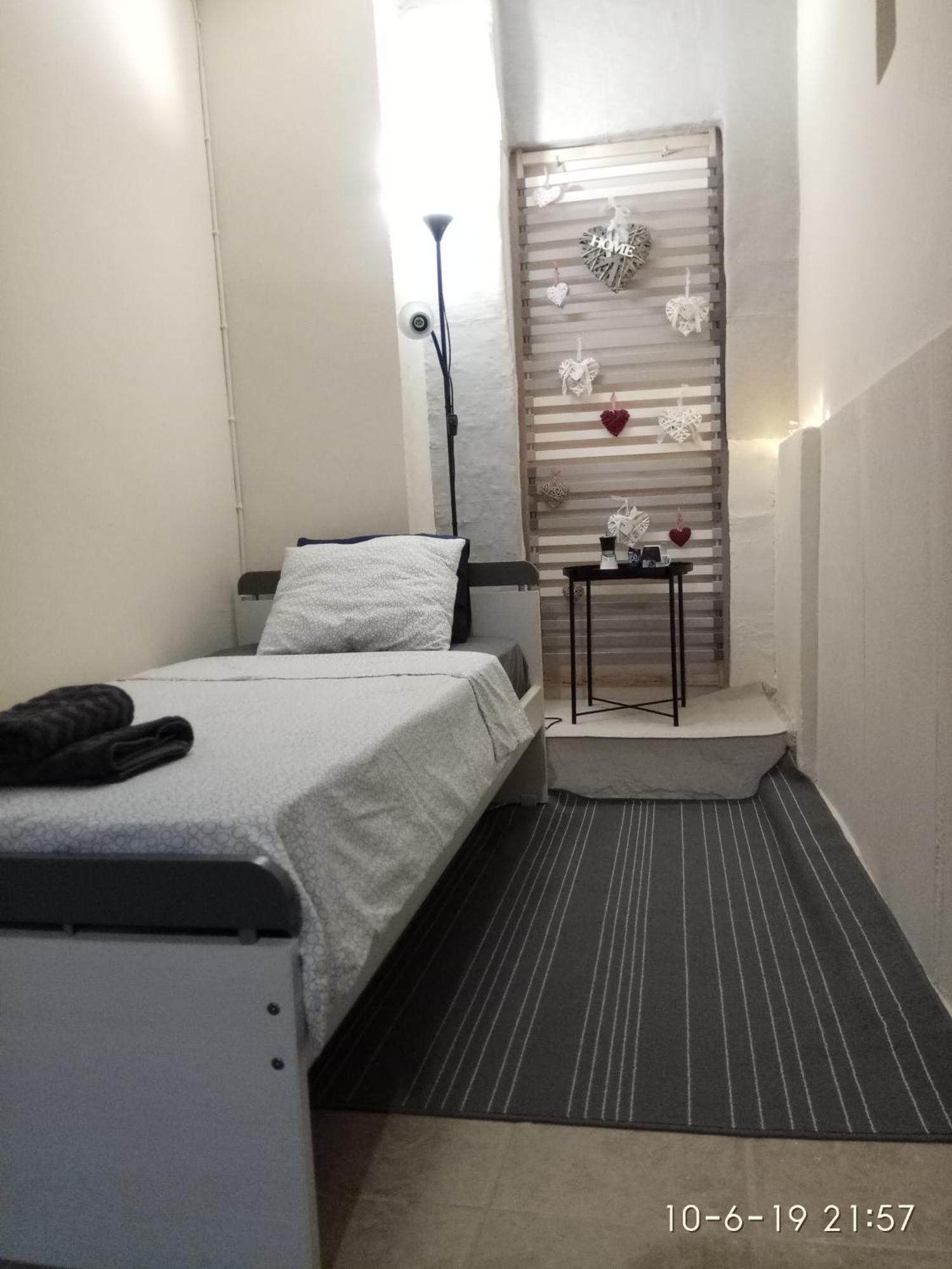 Georgia Apartment Athens Airport Артеміда Екстер'єр фото